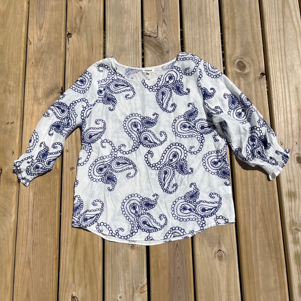 Anthropologie Kindred Blouse Top Shirt White Blue Embroidered Paisley Large